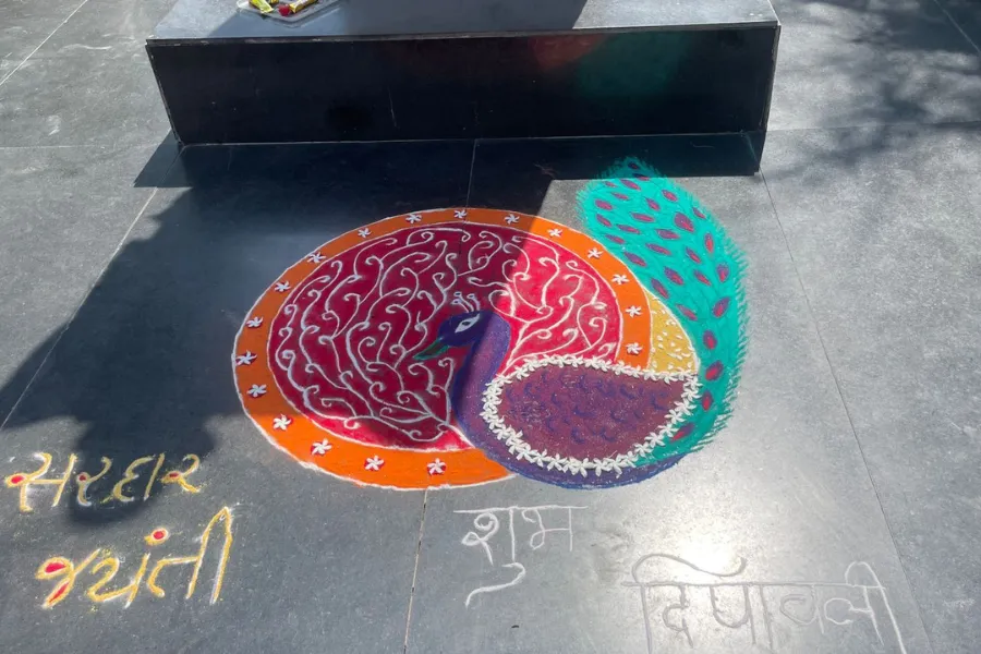 Yatri Nivas Samni