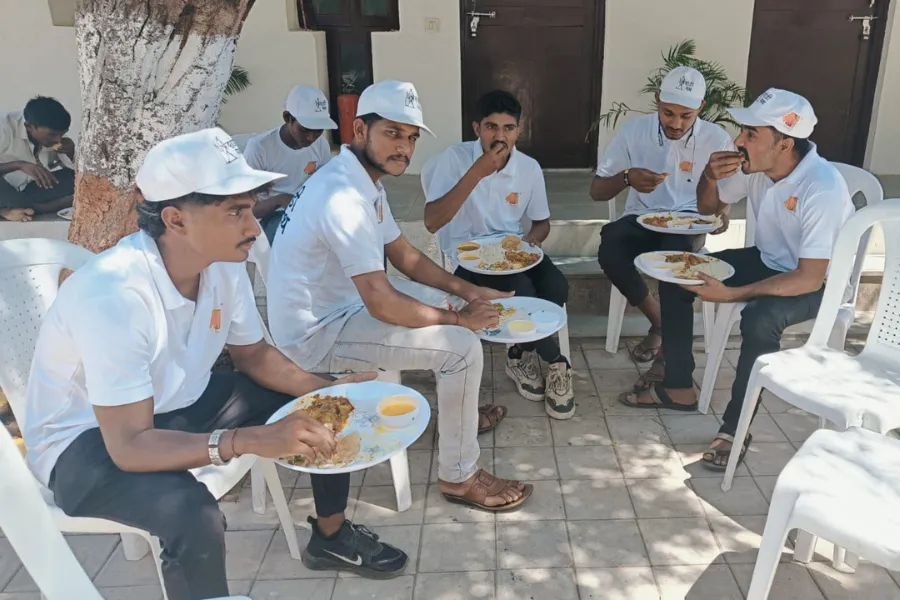 Yatri Nivas Kareli