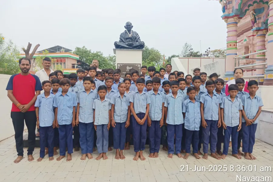 Yatri Nivas Navagam