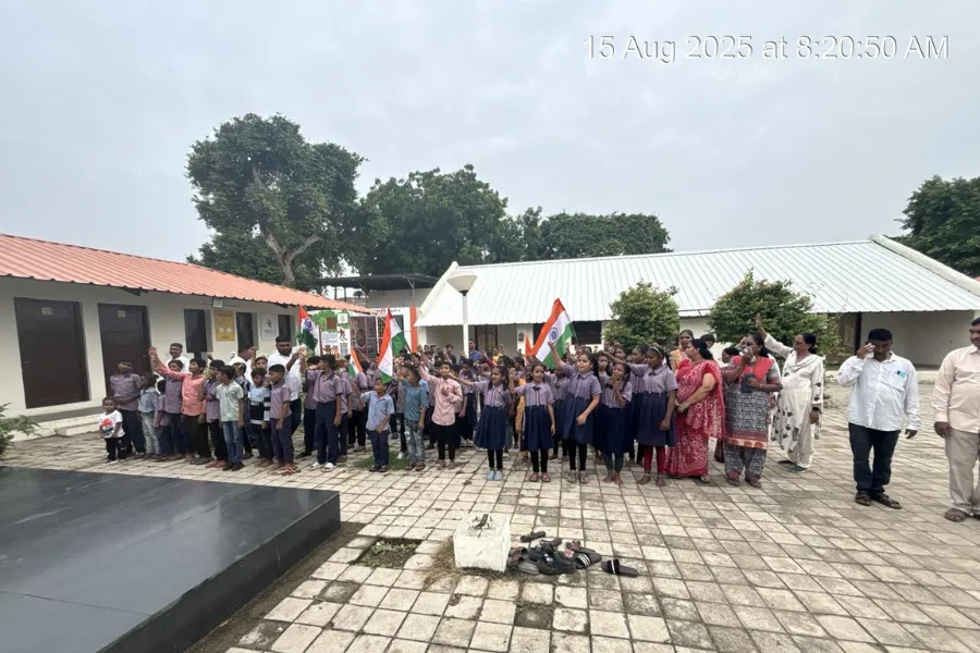Yatri Nivas Samni